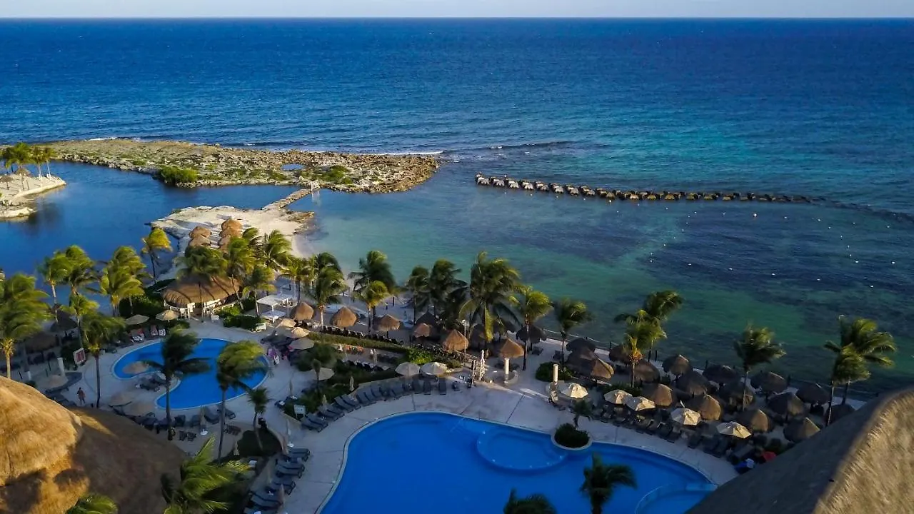Catalonia Yucatan Beach Puerto Aventuras